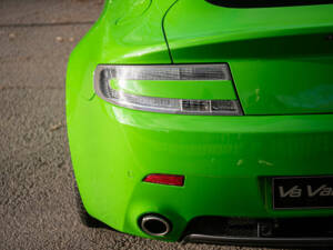 Immagine 35/43 di Aston Martin V8 Vantage (2010)