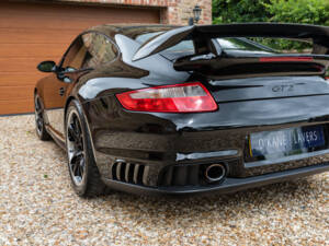 Image 20/47 of Porsche 911 GT2 (2009)