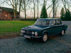 Image 22/78 de Alfa Romeo 1750 Berlina (1970)