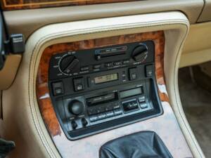 Immagine 38/55 di Jaguar XJ 40 (XJ-R) (1990)