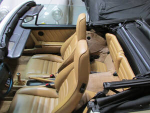 Imagen 10/15 de Porsche 911 Carrera 4 (1990)