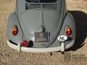 Immagine 19/50 di Volkswagen Beetle 1200 Standard &quot;Oval&quot; (1955)
