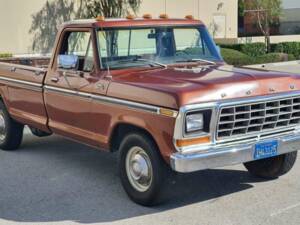 Image 3/20 of Ford F-350 (1978)