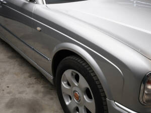 Image 10/50 de Bentley Arnage R (2004)