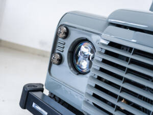 Image 21/31 of Land Rover Defender 90 TD4 (2008)