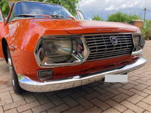 Image 6/16 of Lancia Fulvia Sport 1.3 (Zagato) (1968)