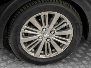 Image 23/50 of Peugeot 208 1.2 PureTech 82 (2019)