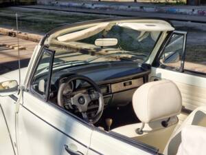 Image 14/18 of Volkswagen Coccinelle 1303 (1978)