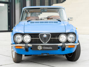 Bild 9/58 von Alfa Romeo Giulia Nuova Super 1600 (1977)