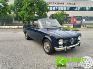 Image 3/10 de Alfa Romeo Giulia 1300 TI (1970)