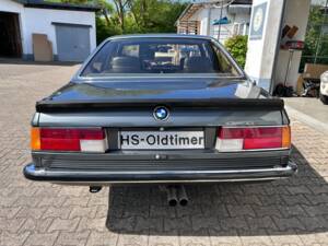 Image 23/23 de BMW 635 CSi (1985)