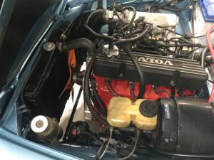 Image 20/26 of Volvo 1800 ES (1973)