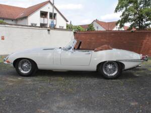 Imagen 4/23 de Jaguar E-Type 3.8 (1964)