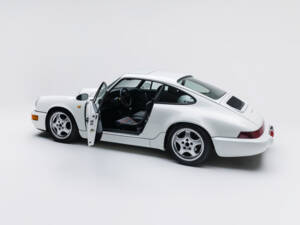 Afbeelding 13/26 van Porsche 911 Carrera 2 (1991)