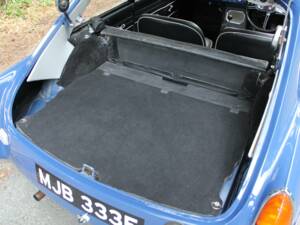 Bild 16/16 von MG MGB GT (1967)