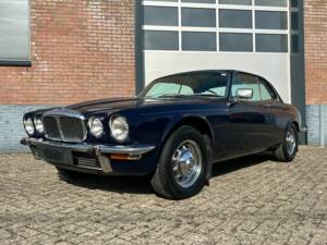 Bild 5/7 von Daimler Sovereign 4.2 (1976)