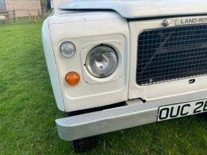 Image 35/50 of Land Rover 109 (1983)