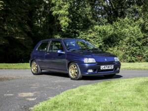 Bild 15/49 von Renault Clio I Williams (1994)