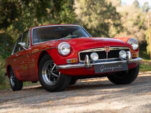 Image 3/77 of MG MGB GT (1972)