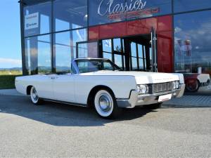 Image 1/50 of Lincoln Continental Convertible (1967)