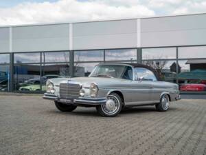 Imagen 1/30 de Mercedes-Benz 280 SE 3,5 (1969)