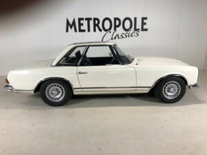 Image 8/25 of Mercedes-Benz 280 SL (1969)
