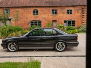 Bild 32/50 von BMW M5 (1994)