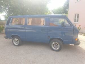 Image 3/15 de Volkswagen T3 Multivan 1.6 TD (1987)