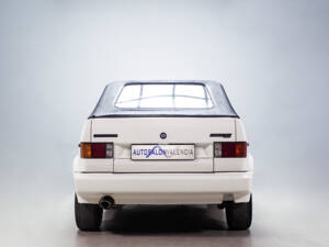 Image 12/35 de Volkswagen Golf Mk I Convertible 1.5 (1983)
