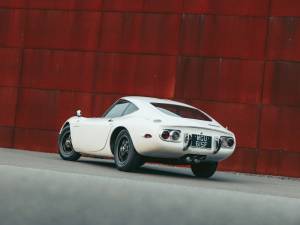 Image 35/36 of Toyota 2000 GT (1967)