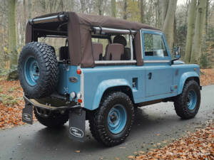 Image 8/25 of Land Rover Defender 90 (1997)