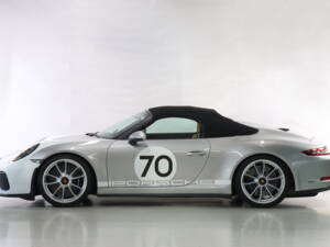 Image 5/20 of Porsche 911 Speedster (2019)