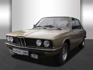 Afbeelding 2/16 van BMW 520&#x2F;6 (1981)