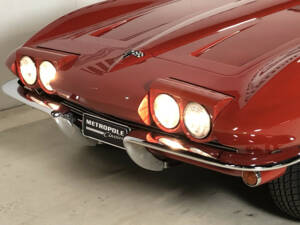 Immagine 12/34 di Chevrolet Corvette Sting Ray Convertible (1964)