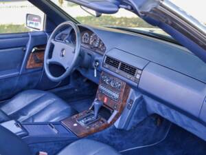 Imagen 43/50 de Mercedes-Benz 300 SL (1991)