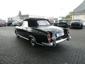 Imagen 6/24 de Mercedes-Benz 220 SE Cabriolet (1959)