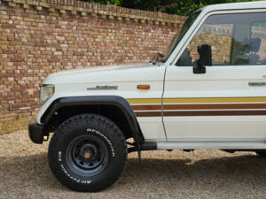 Immagine 7/50 di Toyota Land Cruiser 2.4 LX Turbo (1992)