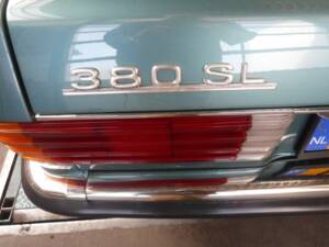 Image 12/50 de Mercedes-Benz 380 SL (1981)