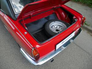 Image 25/29 of Innocenti Spider S (1966)