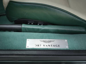 Image 11/40 of Aston Martin DB 7 Vantage (2000)