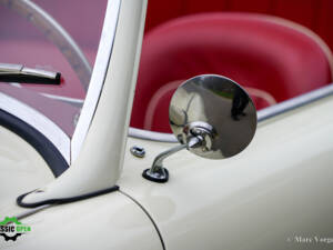 Immagine 26/50 di Austin-Healey 3000 Mk II (BT7) (1961)