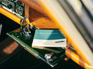 Image 31/53 of Mercedes-Benz 280 SL (1968)