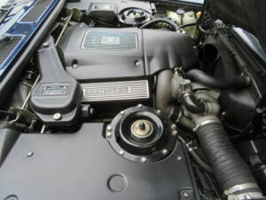Image 15/19 of Bentley Brooklands R (1997)