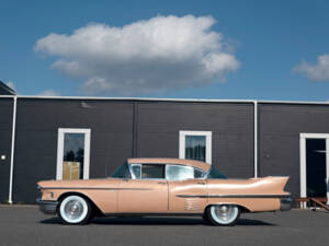 Image 8/141 de Cadillac 62 Sedan DeVille (1958)