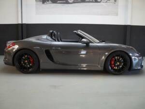 Image 41/50 of Porsche Boxster Spyder (2016)