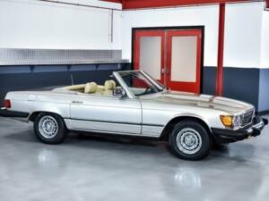 Imagen 7/7 de Mercedes-Benz 380 SL (1981)