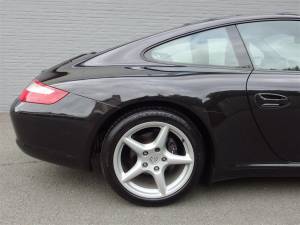 Immagine 16/74 di Porsche 911 Carrera (2005)