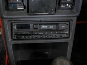 Image 28/50 of Peugeot 205 GTi 1.6 (1986)