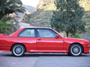 Image 5/36 de BMW M3 (1991)