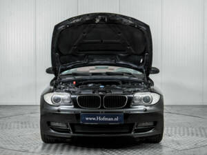 Afbeelding 40/50 van BMW 125i (2008)
